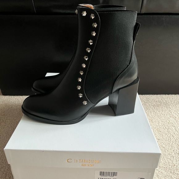 La Canadienne Booties - Picture 7 of 8